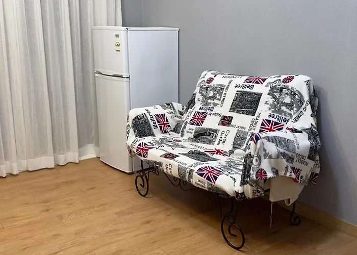 Lombard House Hostel