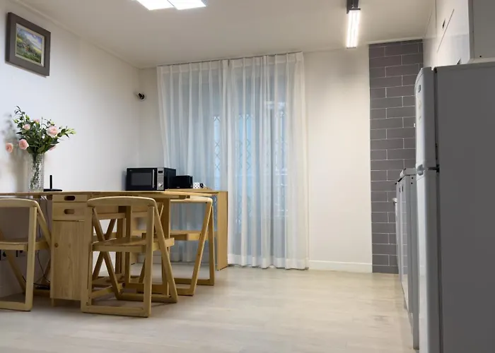 Hostel Lombard House *