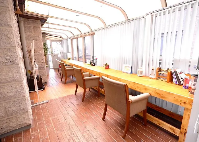Hostel Lombard House *